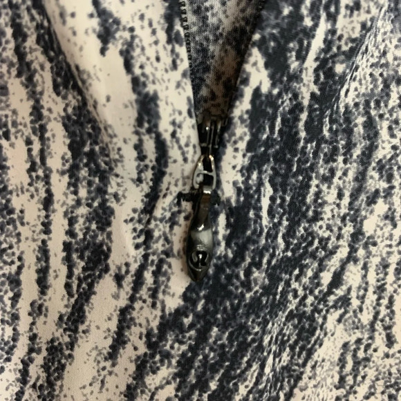 Lululemon Women’s Runbeam Hoodie In Texture Twist White Black No Size Dot W3A86S - Picture 12 of 13